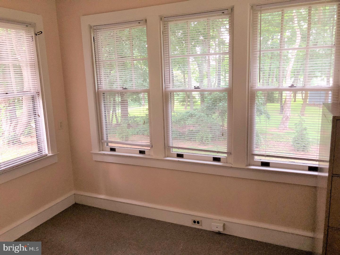 160 Rahns Rd Property Photo 8