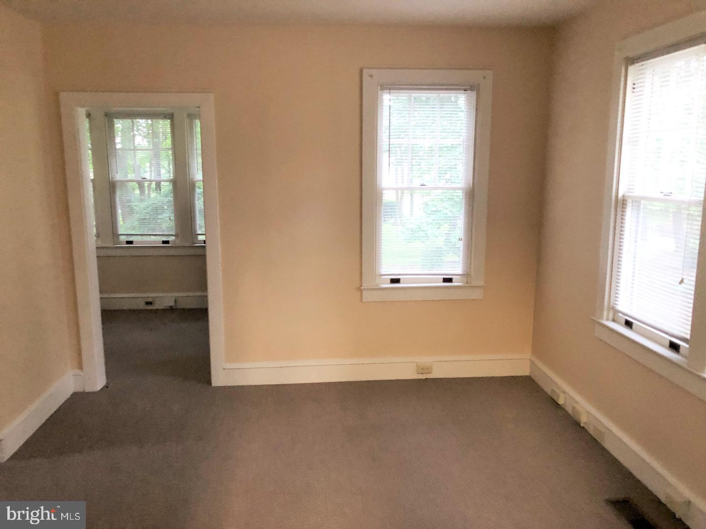 160 Rahns Rd Property Photo 9
