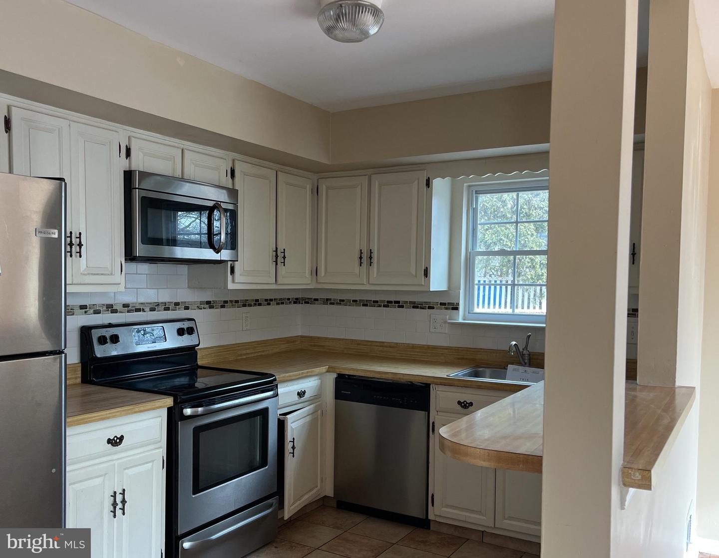 146 Kulp Property Photo 6