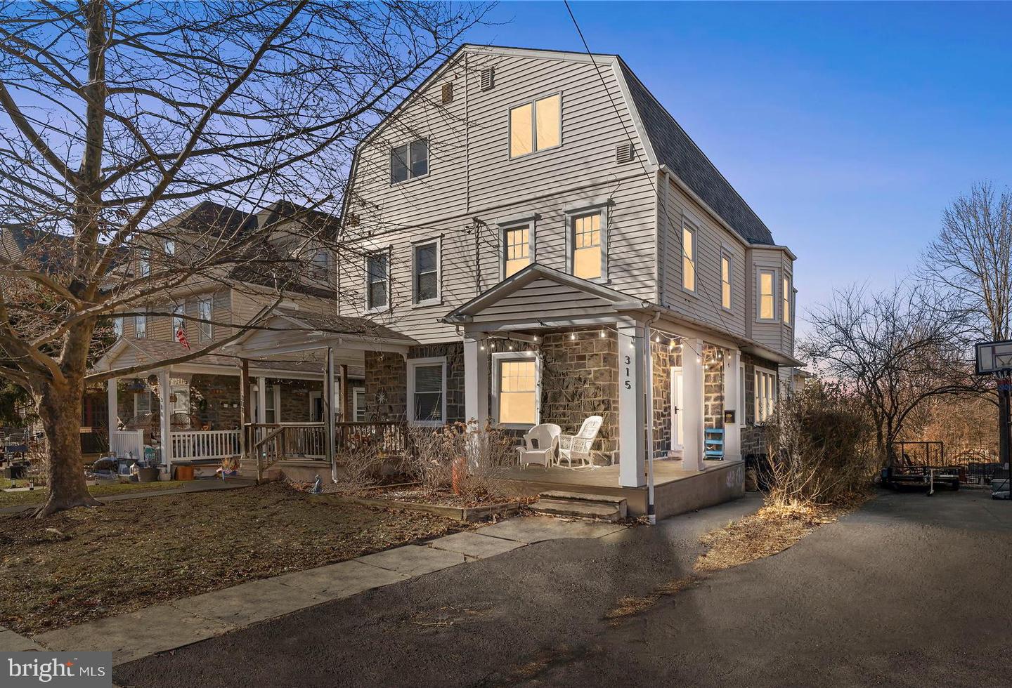 315 Hillside Ave Property Photo