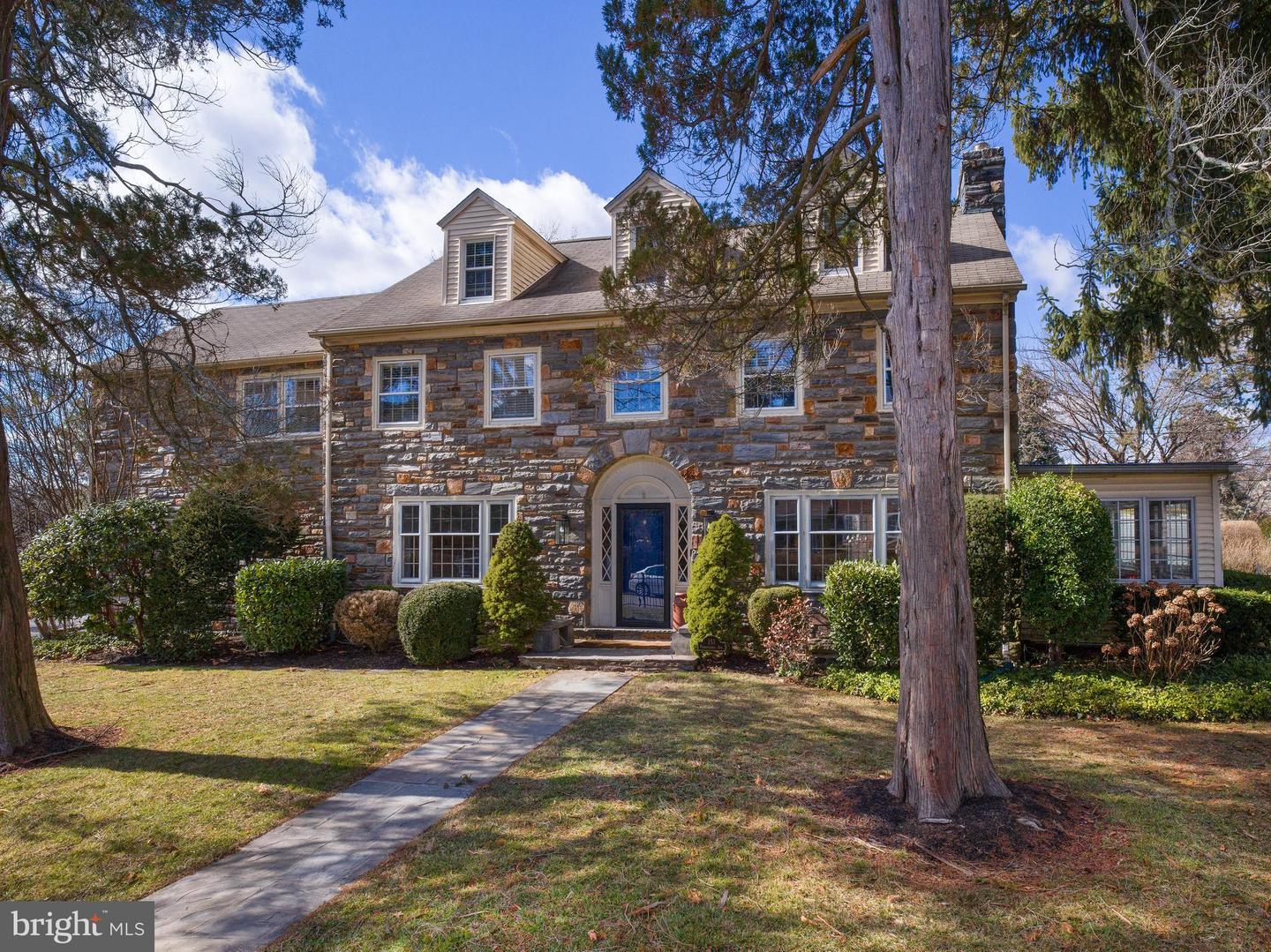 151 Pennsylvania Ave Property Photo