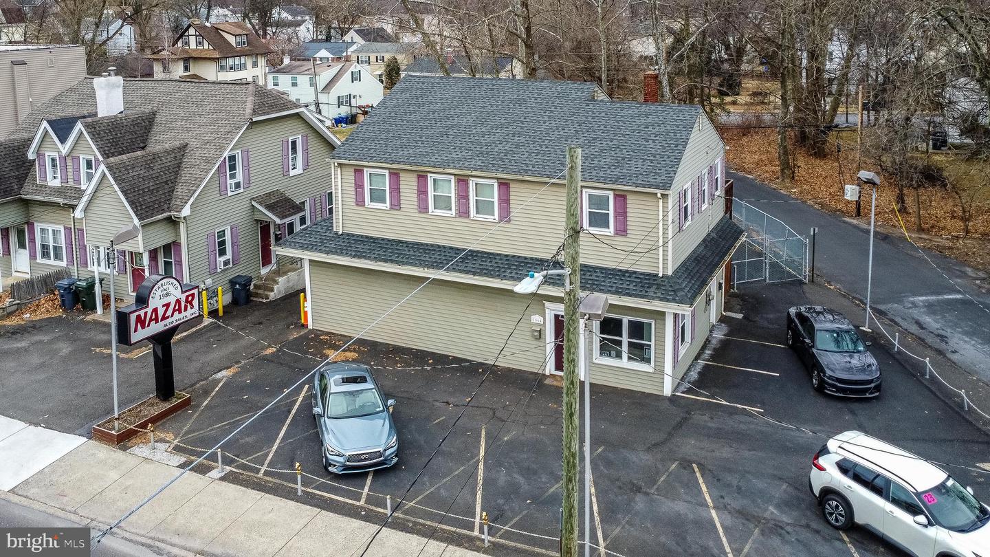 1664 Old York Rd Property Photo