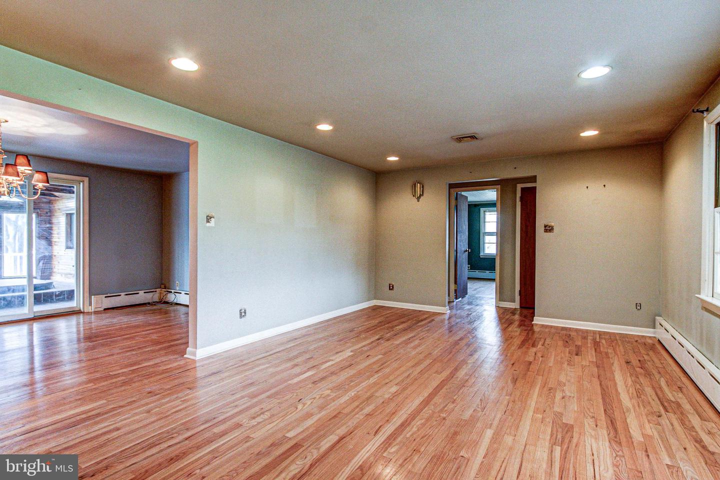 1210 Bridle Path Dr Property Photo 9