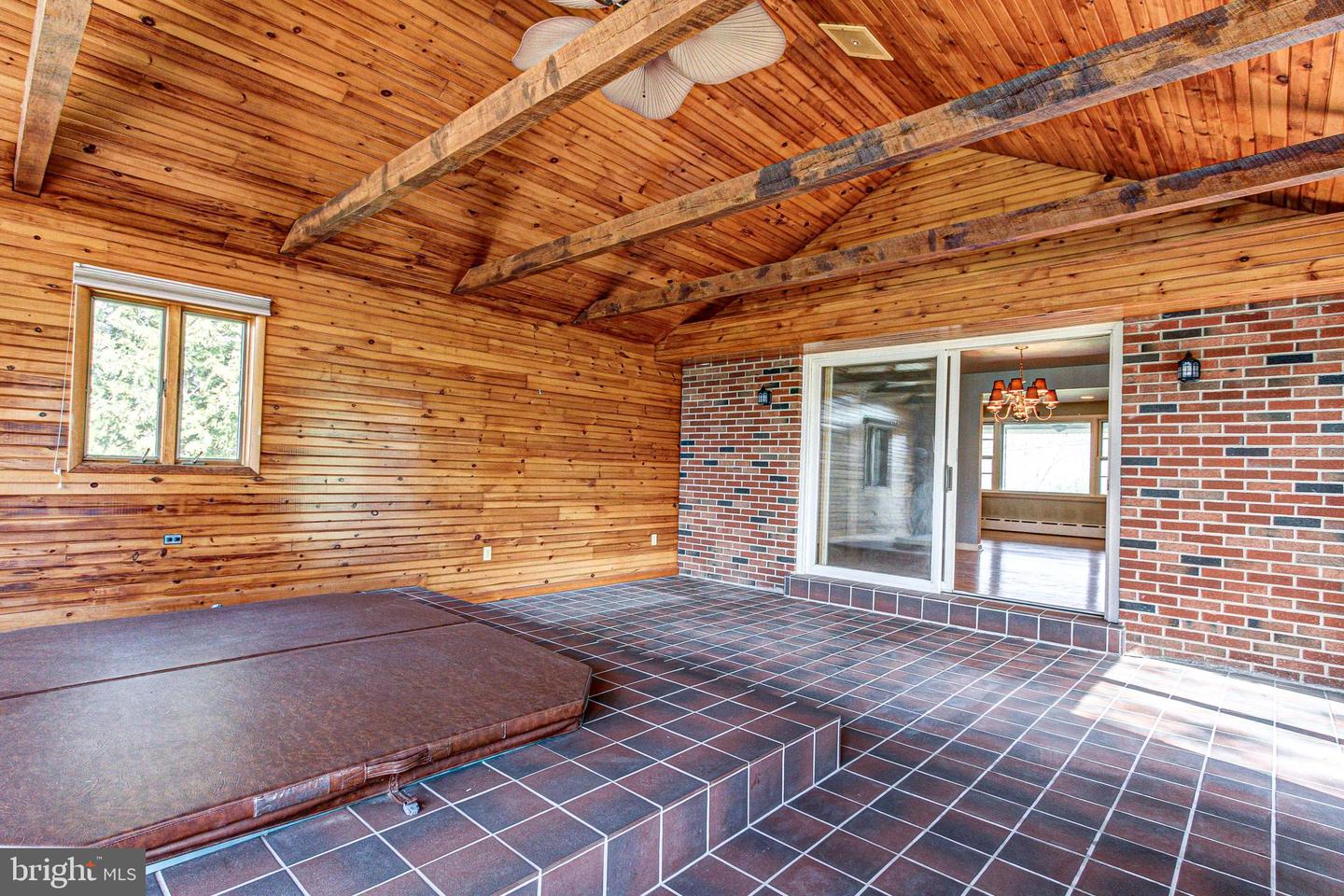 1210 Bridle Path Dr Property Photo 23