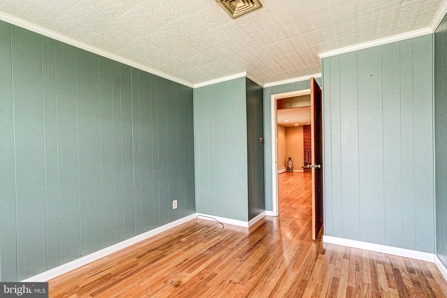 1210 Bridle Path Dr Property Photo 32