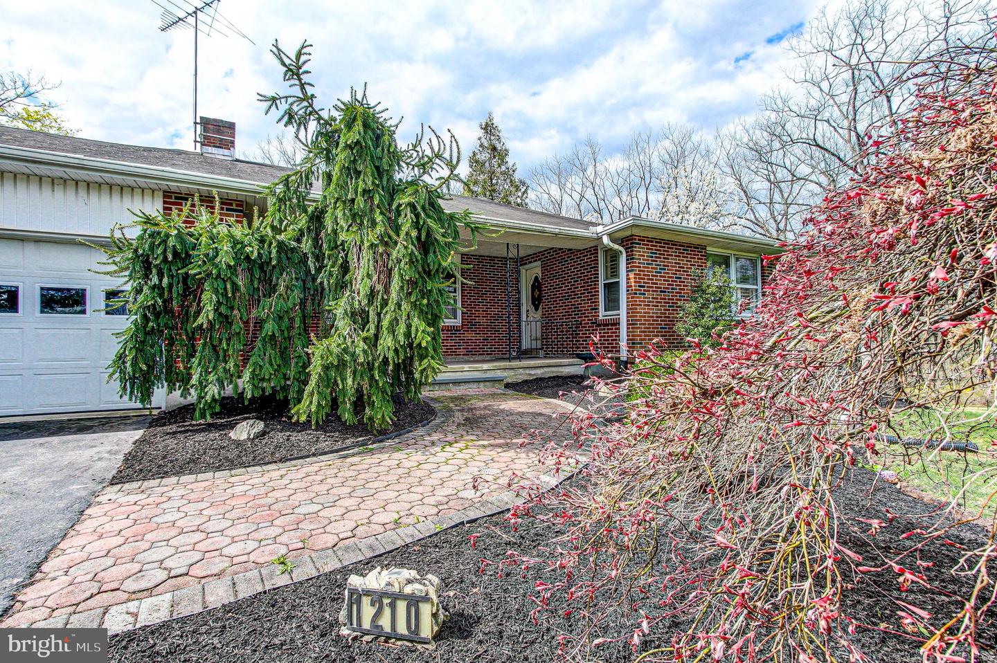 1210 Bridle Path Dr Property Photo 48