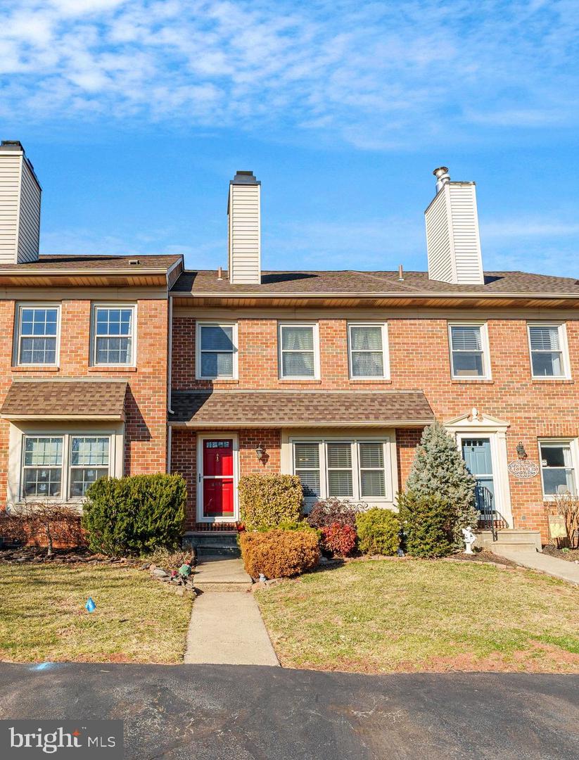 4030 Ottawa Ct Property Photo