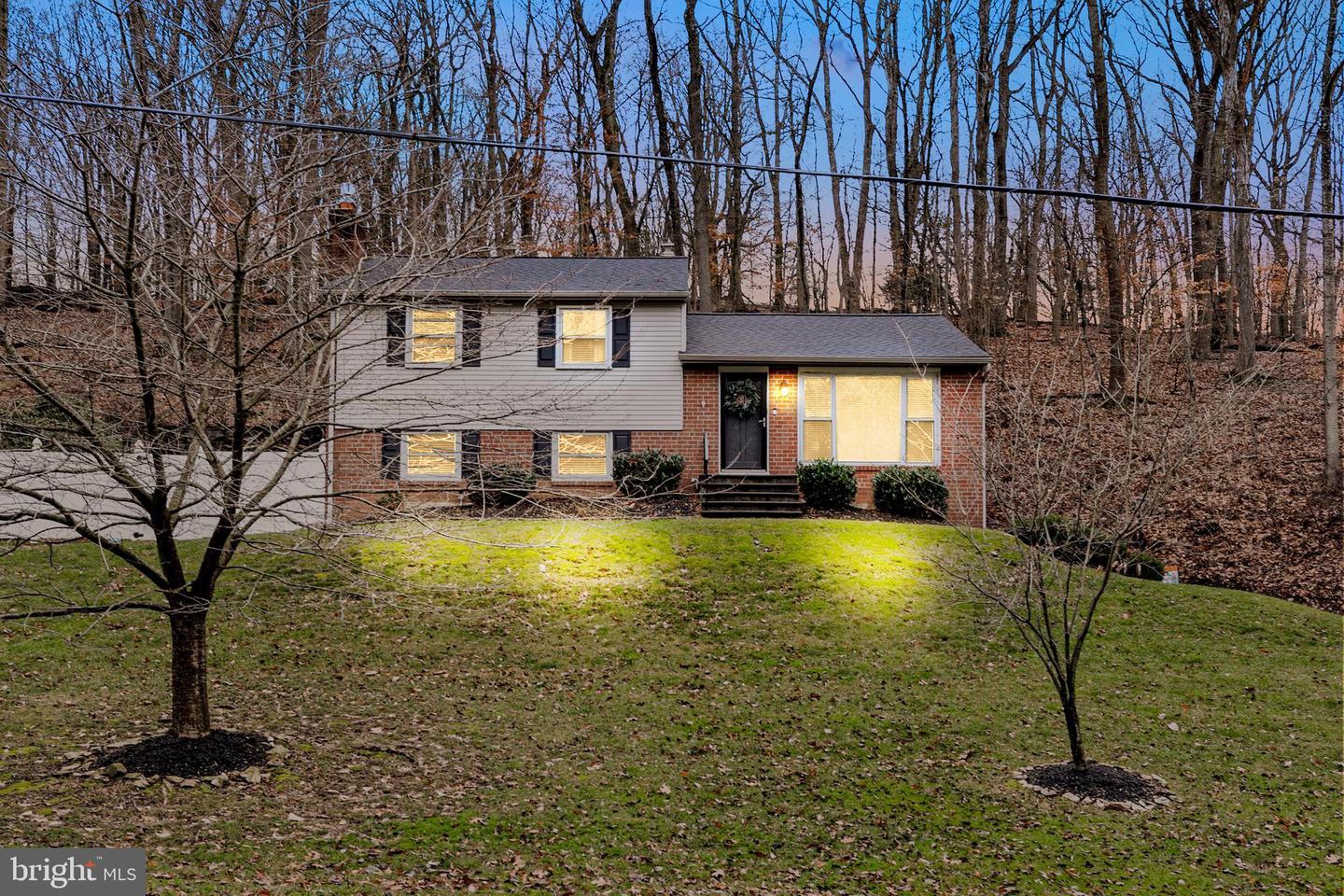 611 Brookwood Rd Property Photo