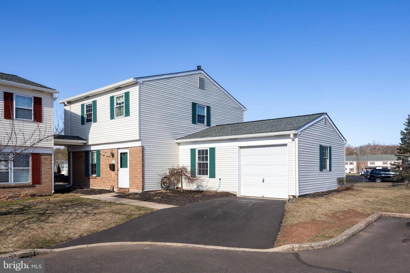 1722 Rosedale Ct Property Photo