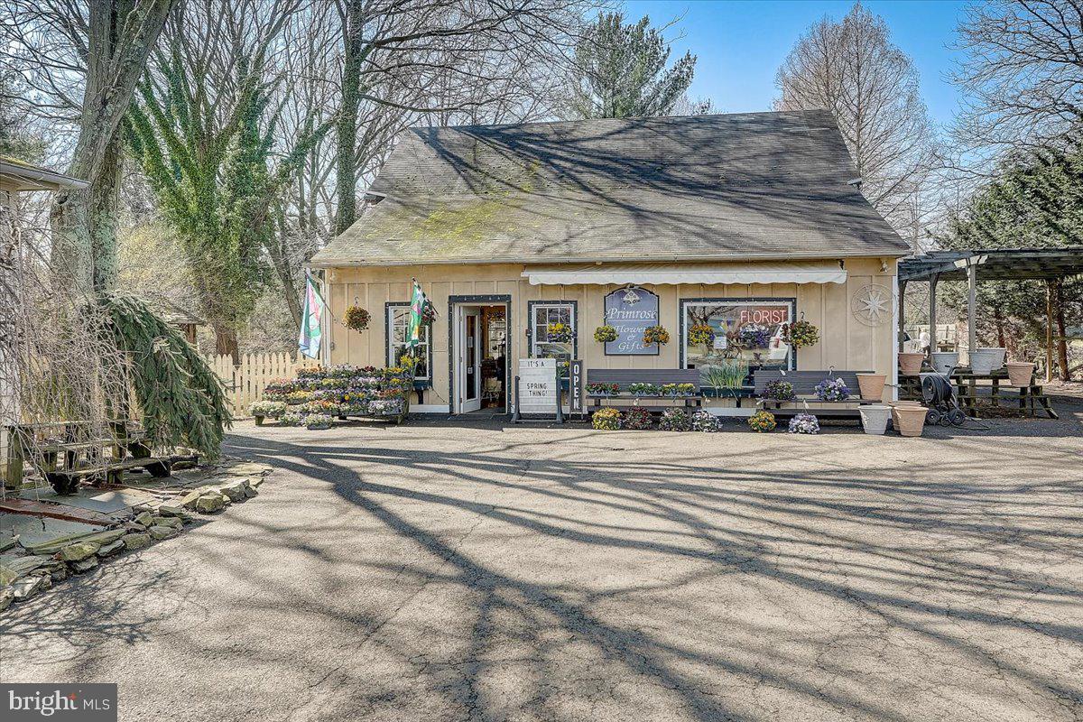 1525 Limekiln Pike Property Photo 32