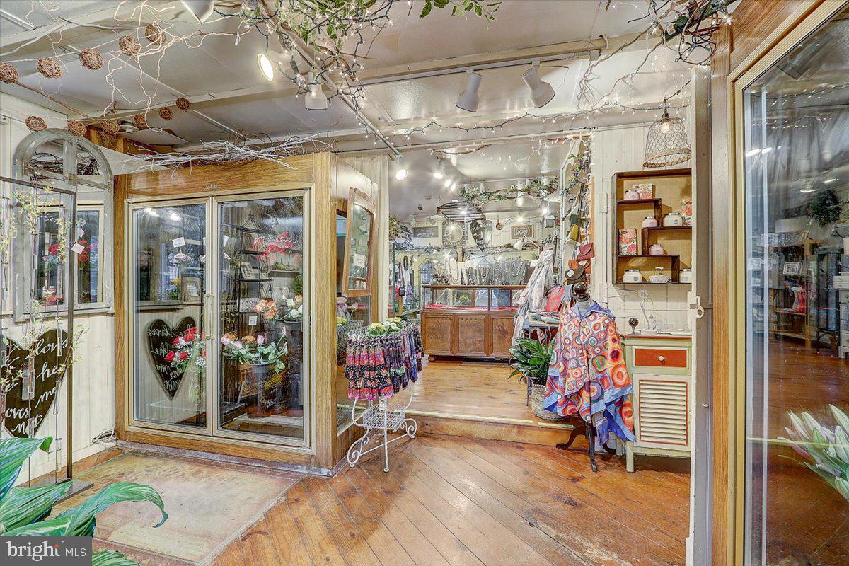 1525 Limekiln Pike Property Photo 34