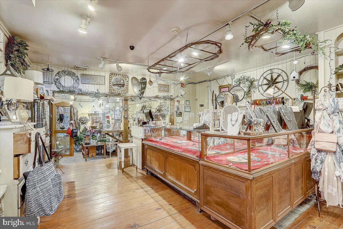 1525 Limekiln Pike Property Photo 39