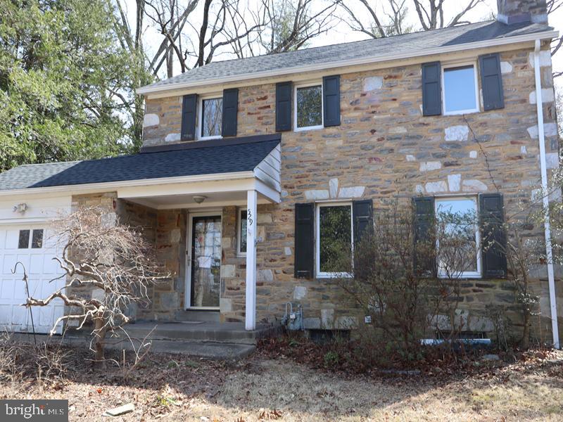 529 Waln Rd Property Photo 1