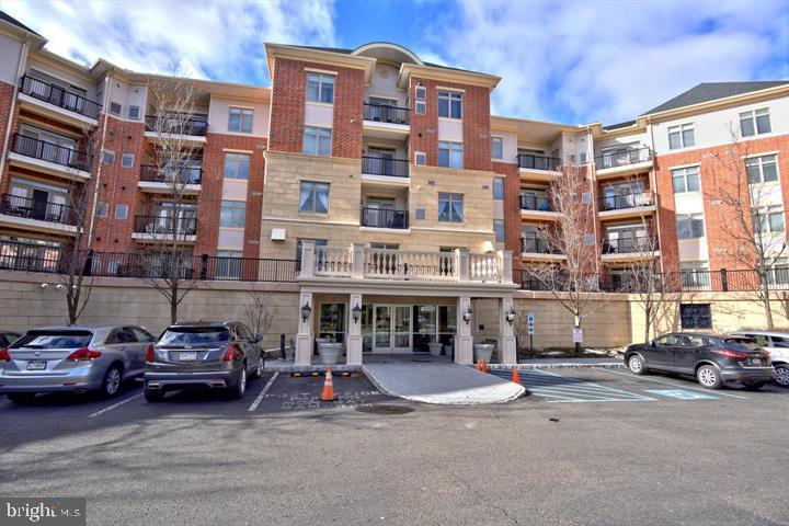 312 Carson Ter Property Photo