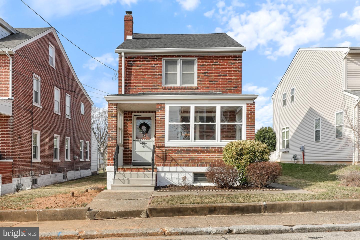 736 Fraley St Property Photo