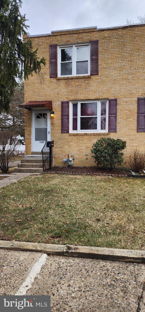1125 Colonial Ave Property Photo