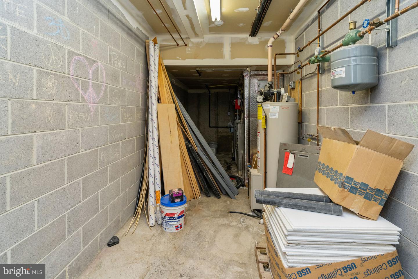 1117 S Broad St Property Photo 14