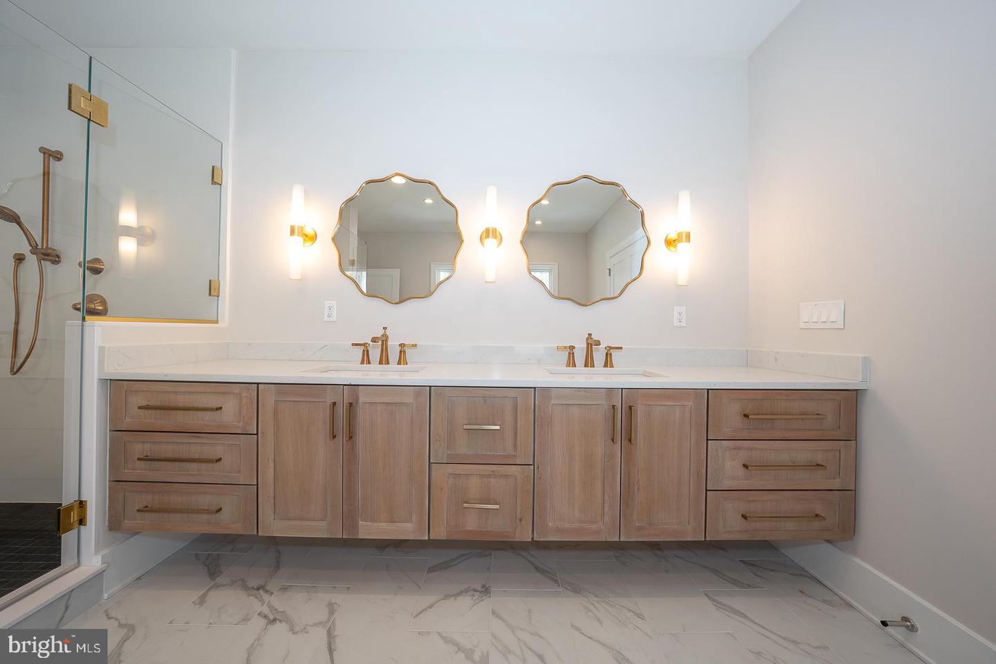 651 Merion Square Rd Property Photo 21