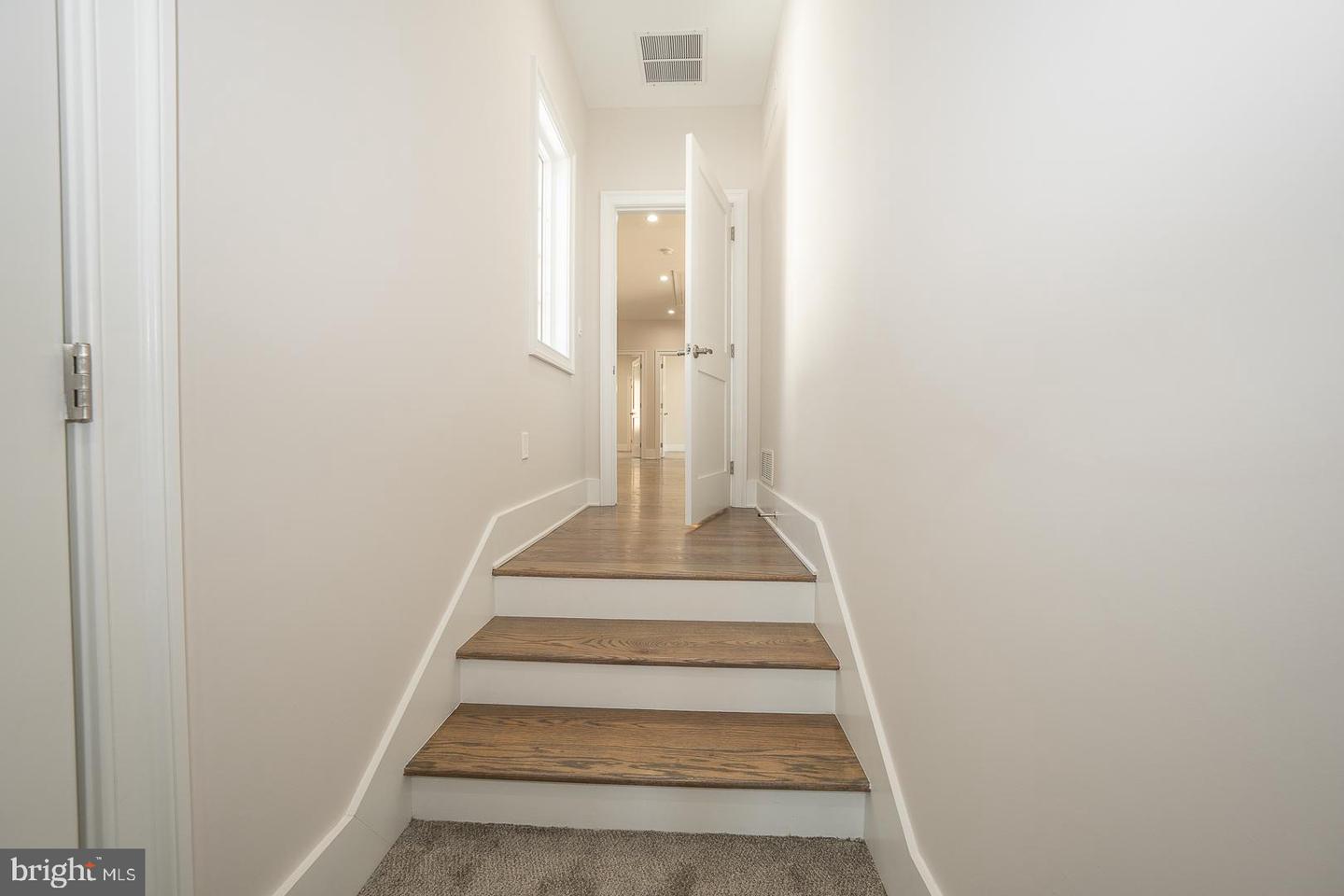 651 Merion Square Rd Property Photo 34