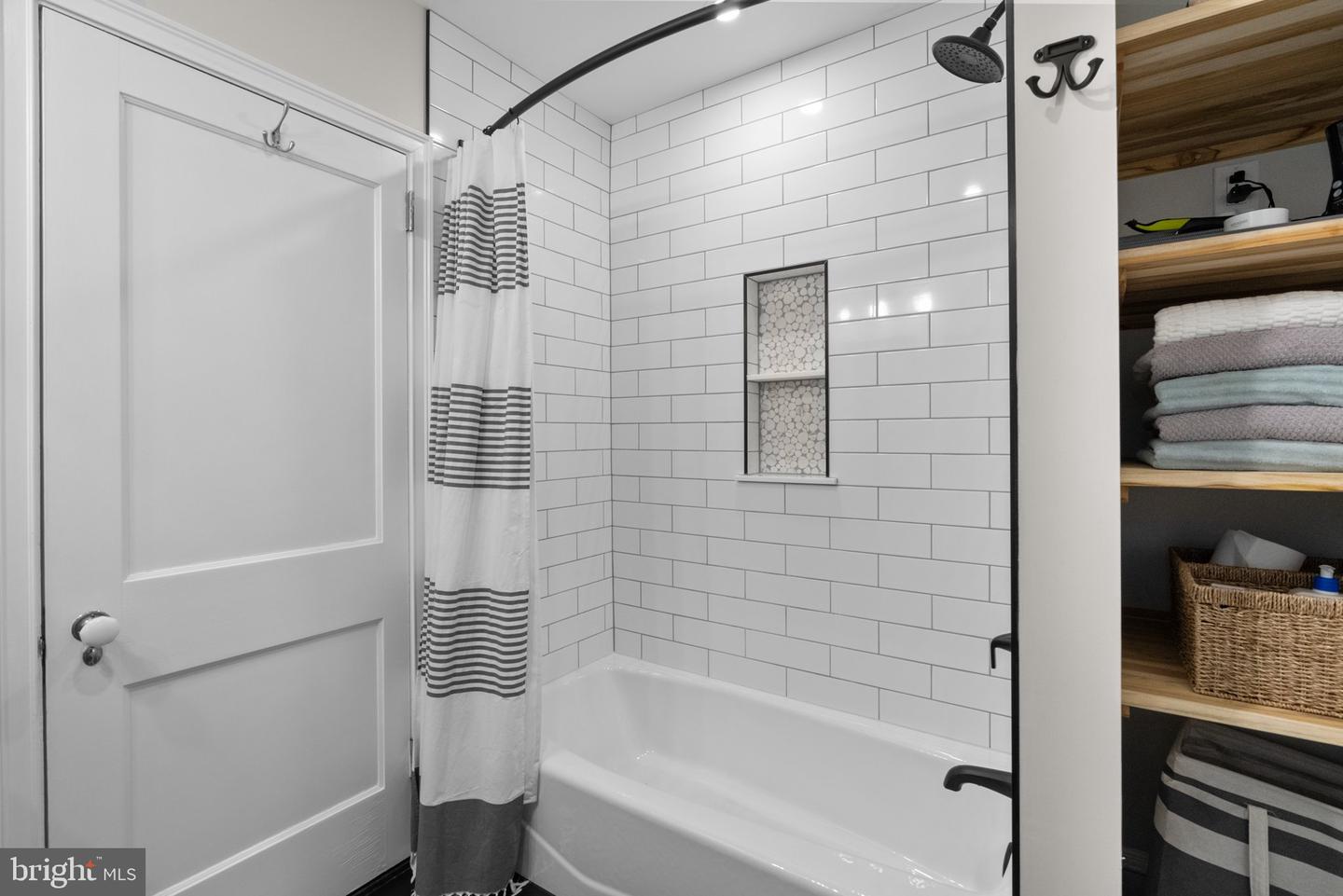 1300 Gilbert Rd Property Photo 41