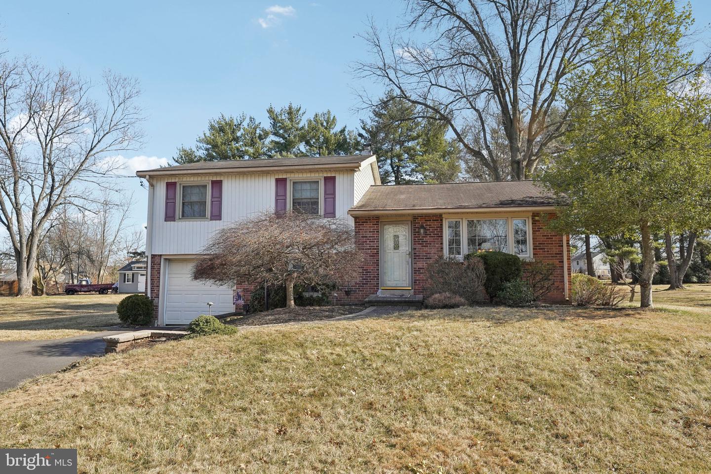 1537 Garden Rd Property Photo