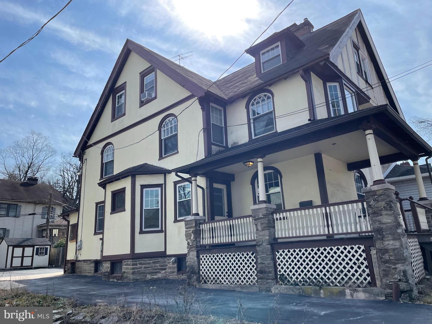 128 Greenwood Ave Property Photo