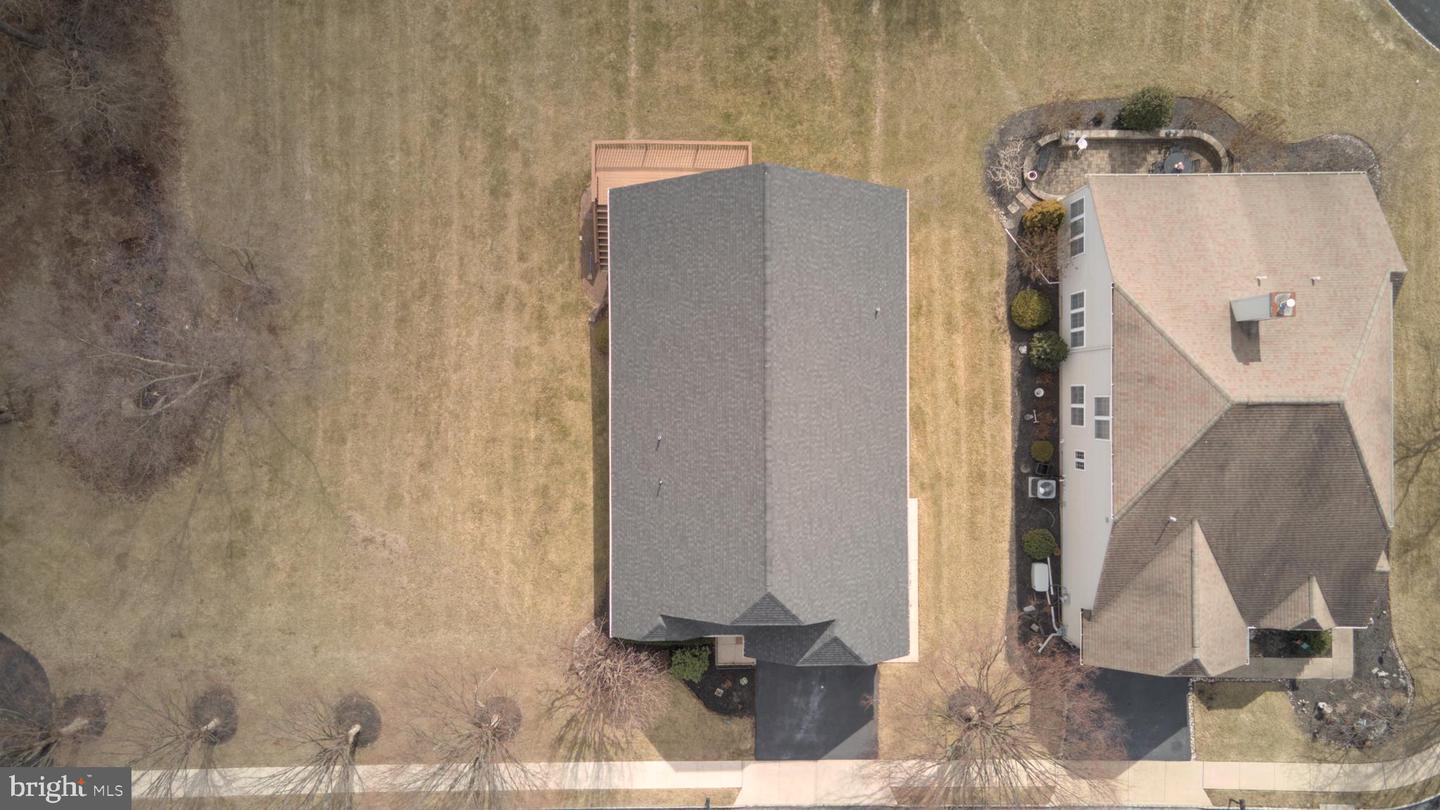 259 Kingsfield Dr Property Photo 7