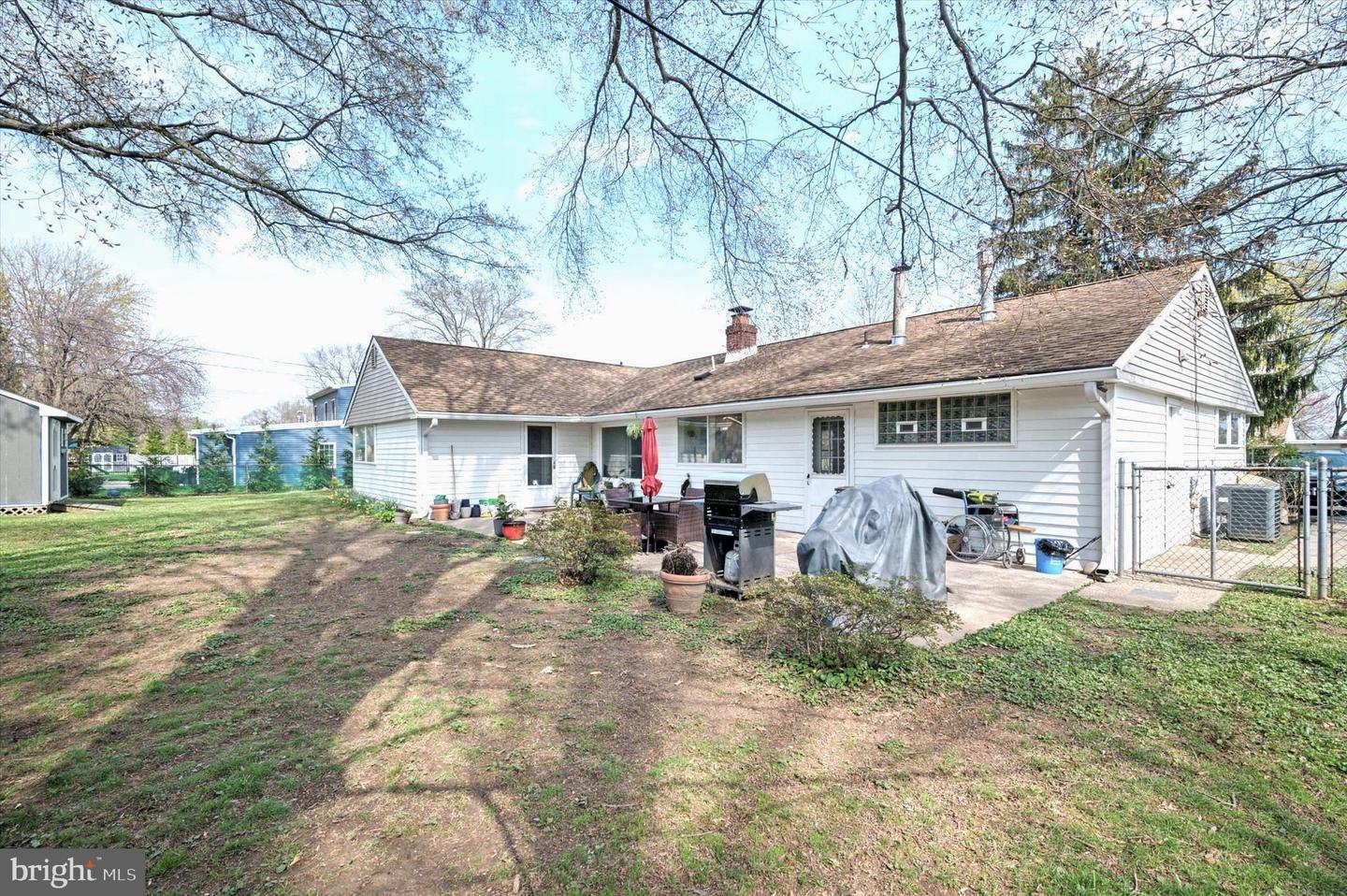 710 Pembroke Rd Property Photo 23