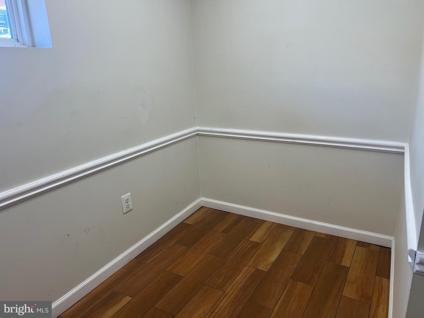 1024 W Airy St Property Photo 13