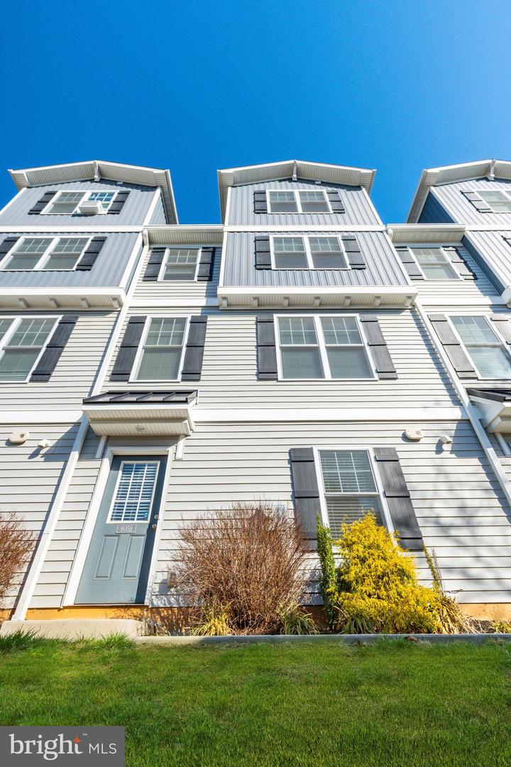 905 Spring Mill Ave #b Property Photo