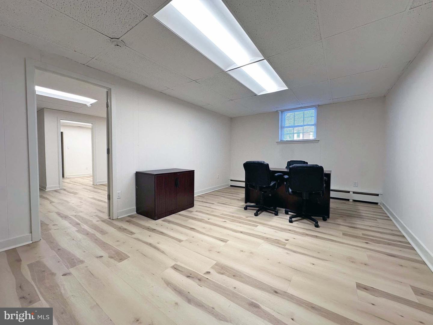 34 W Montgomery Ave Property Photo 1
