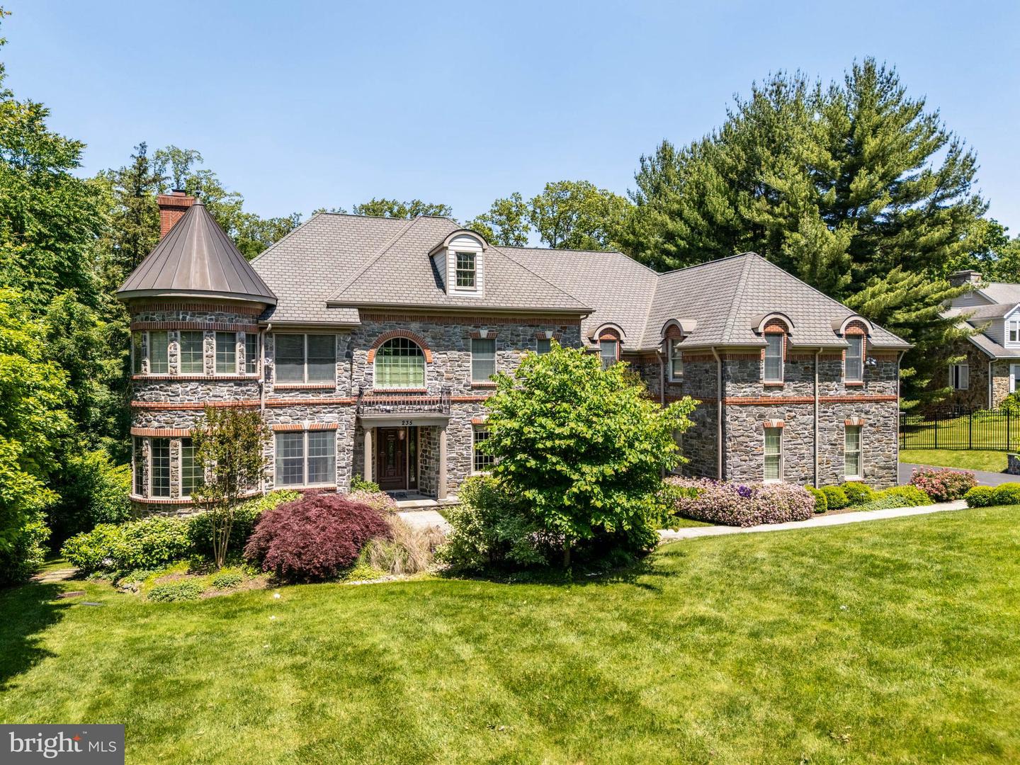 235 Old Gulph Rd Property Photo