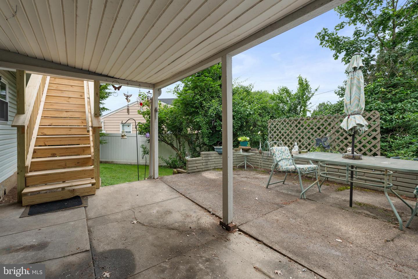 2780 E County Line Rd Property Photo 17