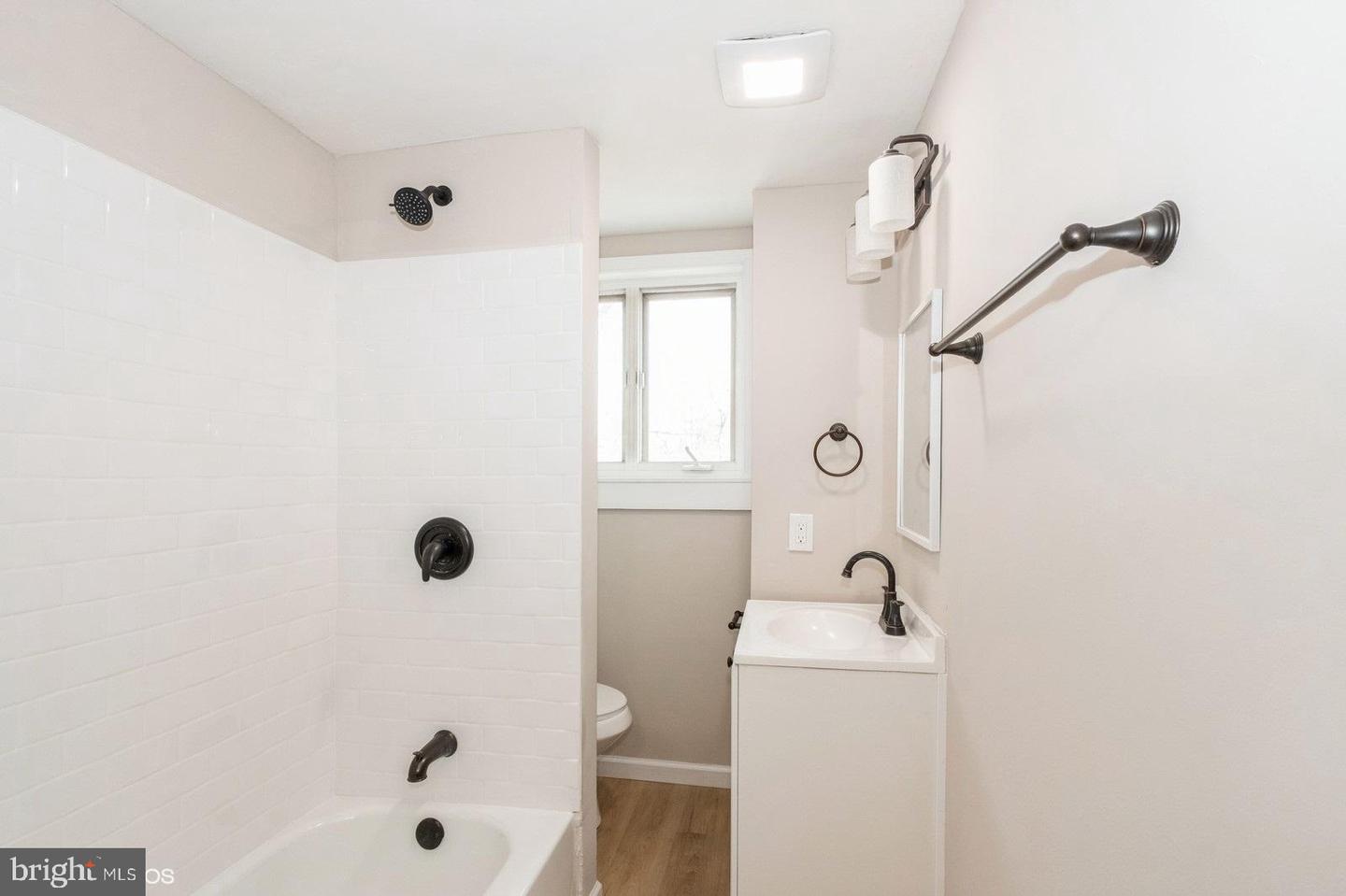 649 Park Rd Property Photo 13