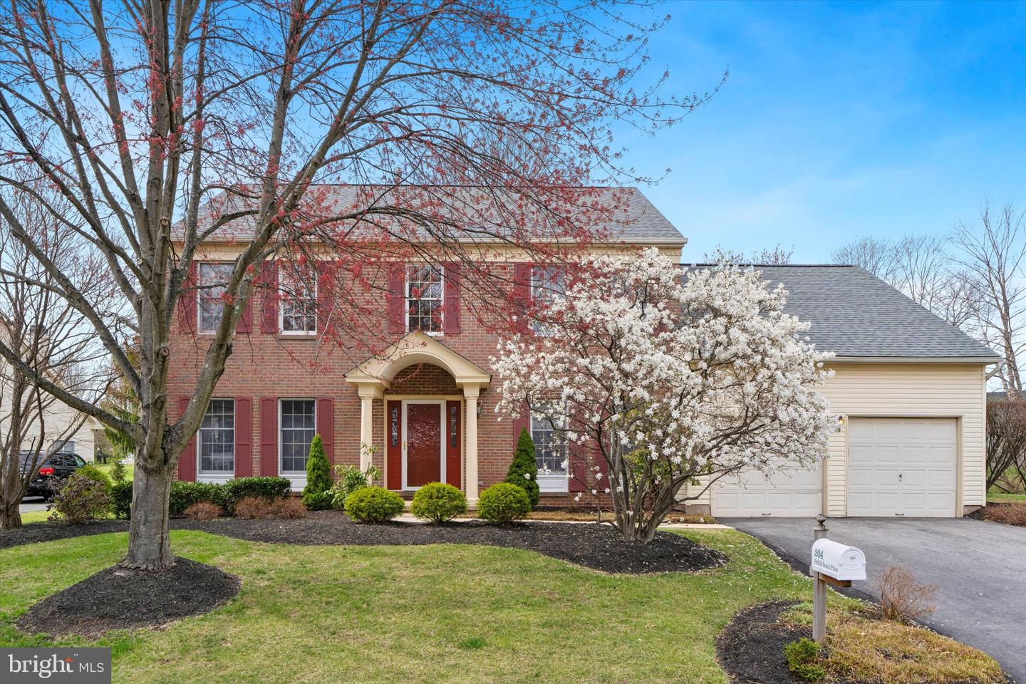 204 Pebble Beach Pl Property Photo