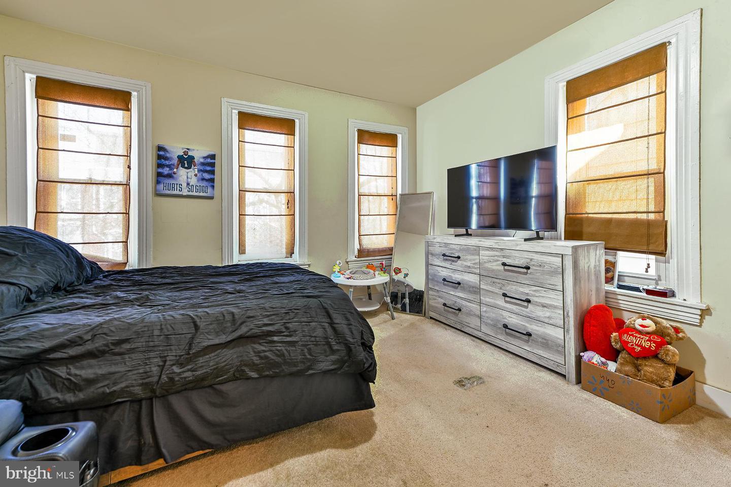 440 Walnut St Property Photo 8