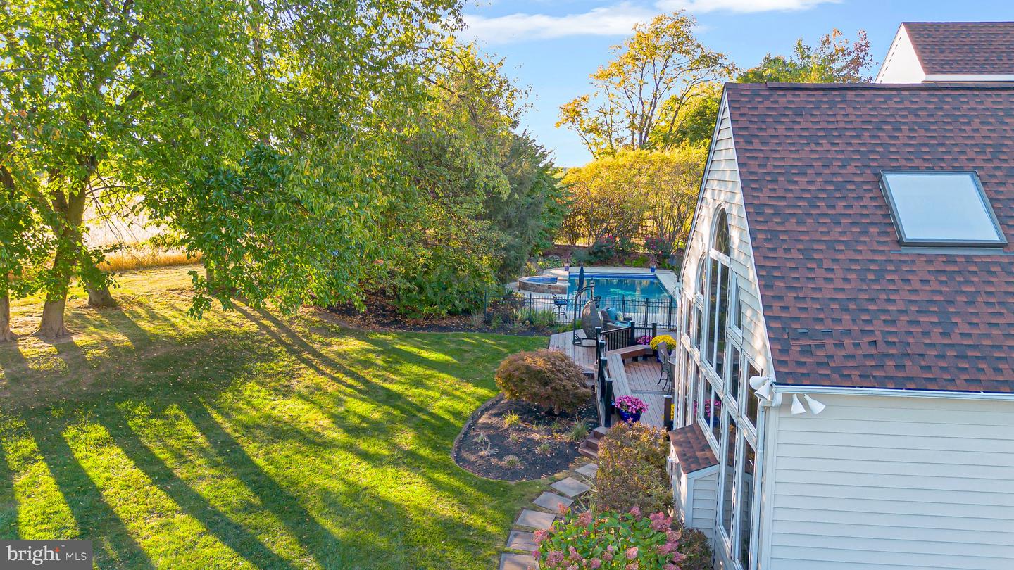 20 Windward Ct Property Photo 7