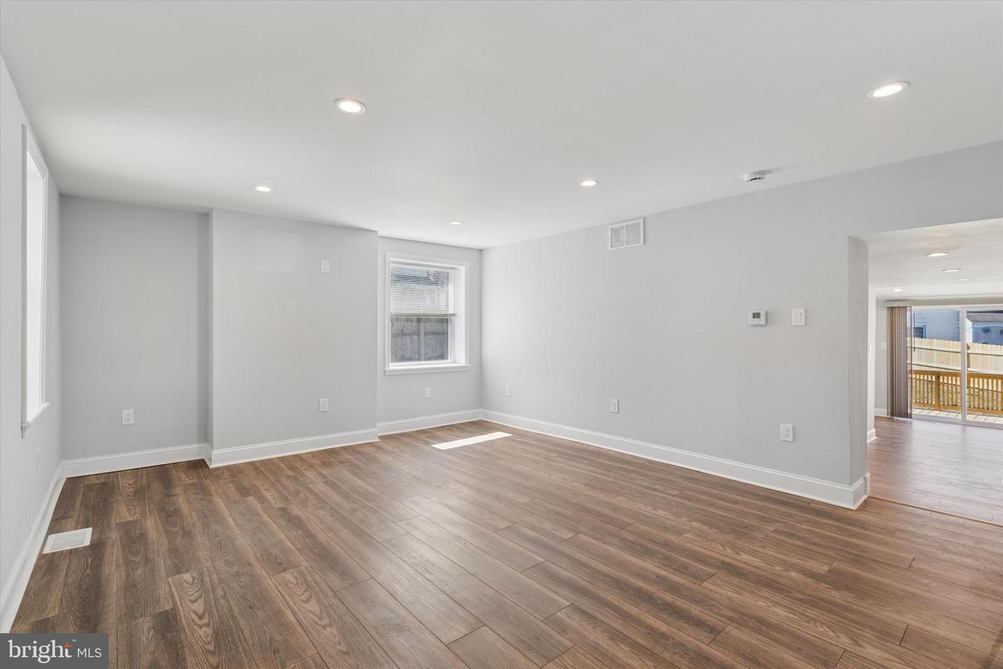 636 Ridge Pike Property Photo 6