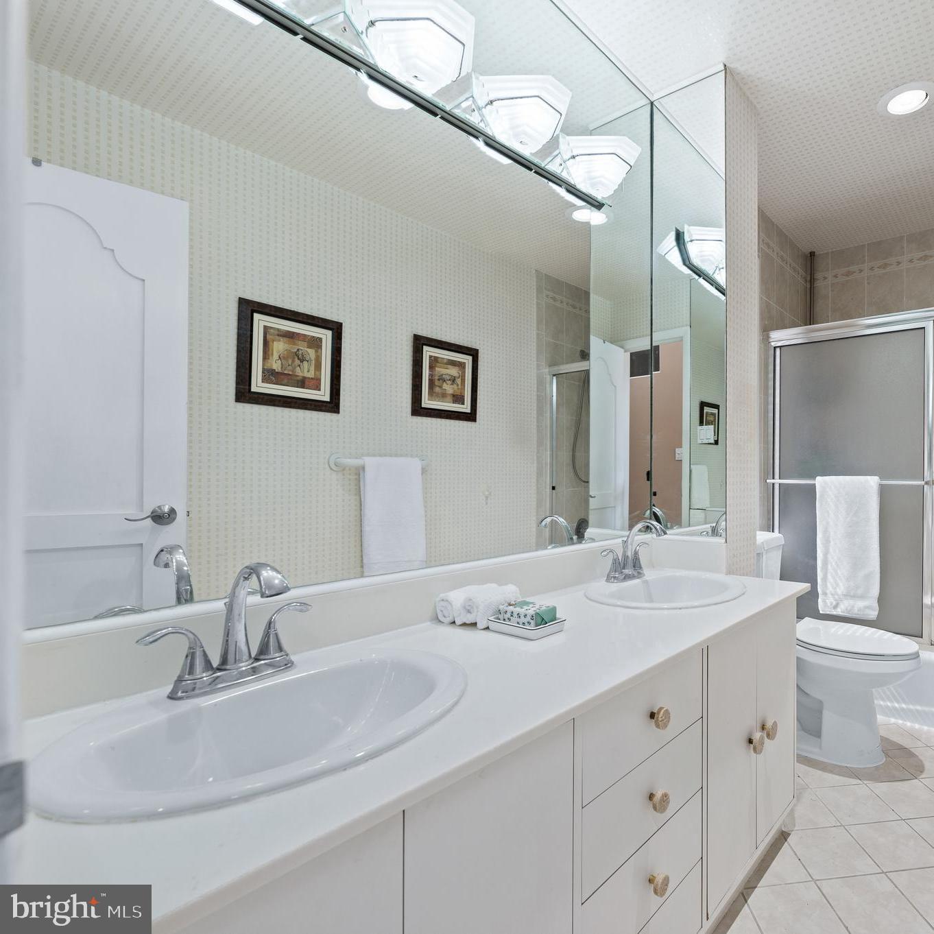 1351 Bobarn Dr Property Photo 28