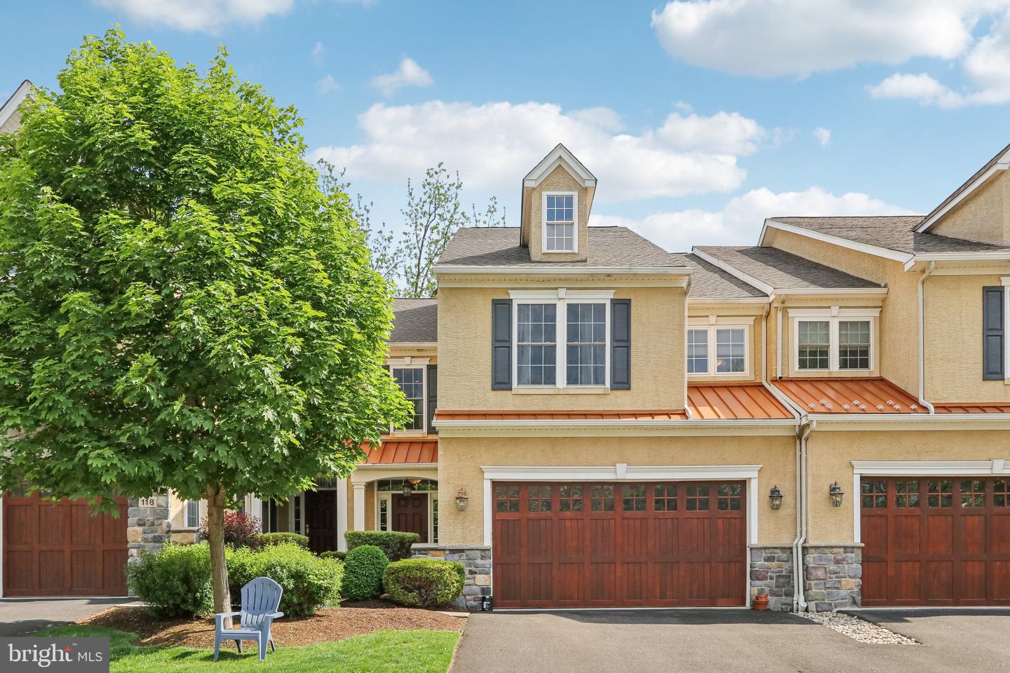 117 Carriage Ct Property Photo 1