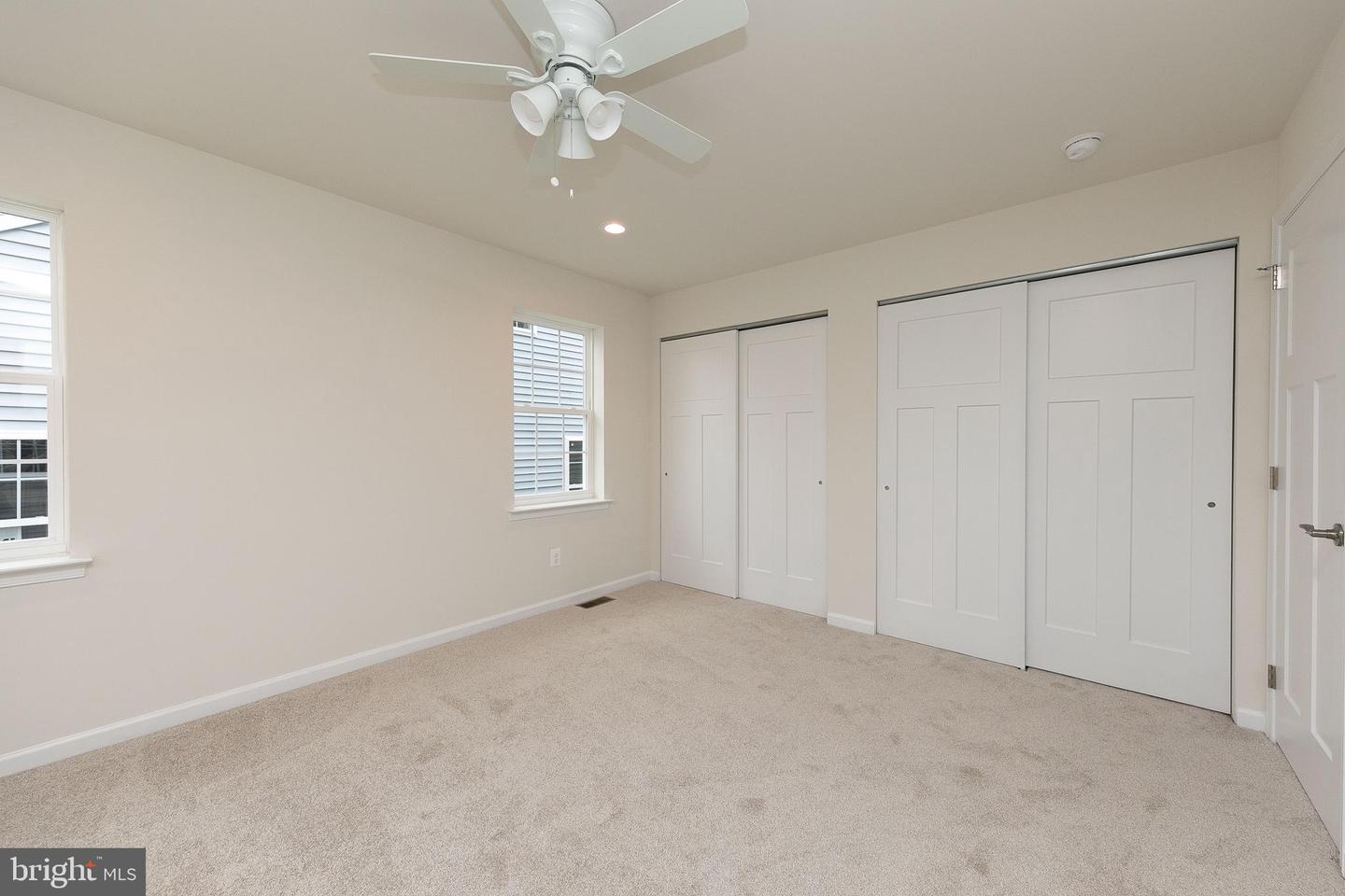 406 E 7th Ave Property Photo 34