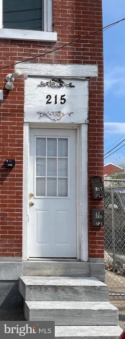 215 W Lafayette St Property Photo 1
