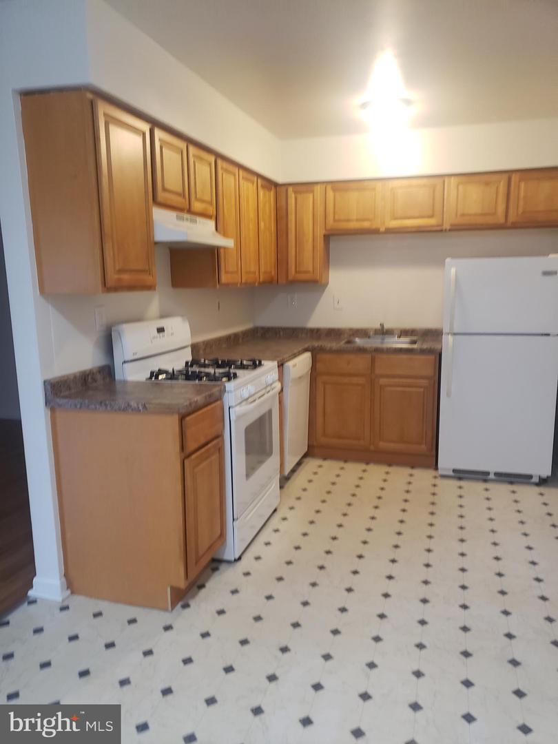 1600 Church Rd #c-212 Property Photo 8