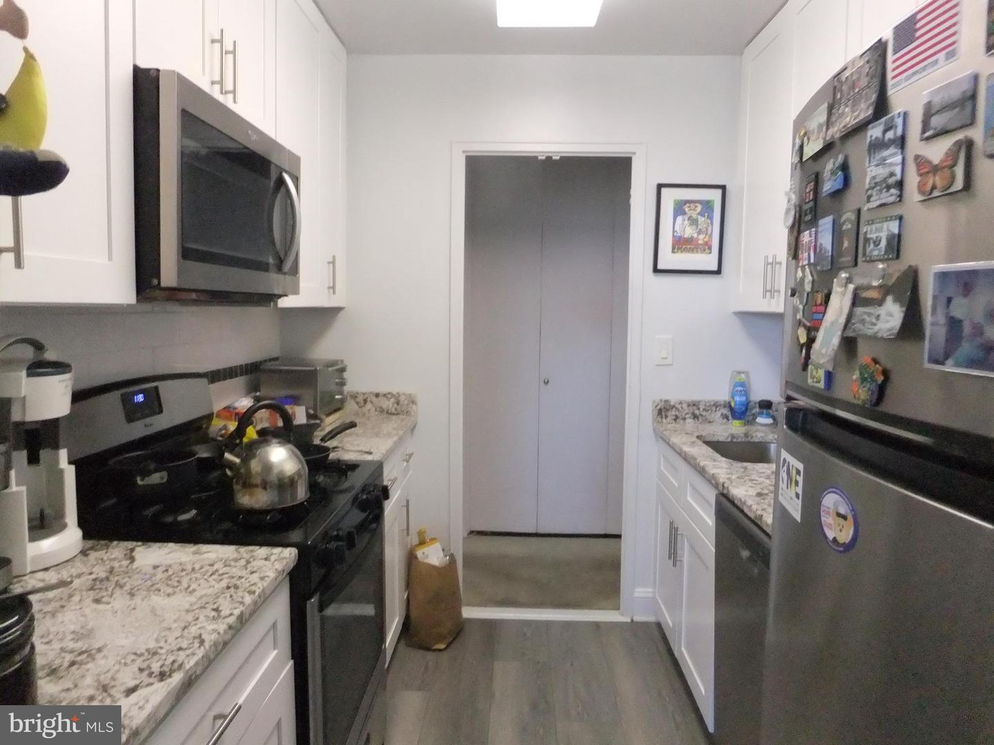 1600 Hagys Ford Rd #8u Property Photo 9