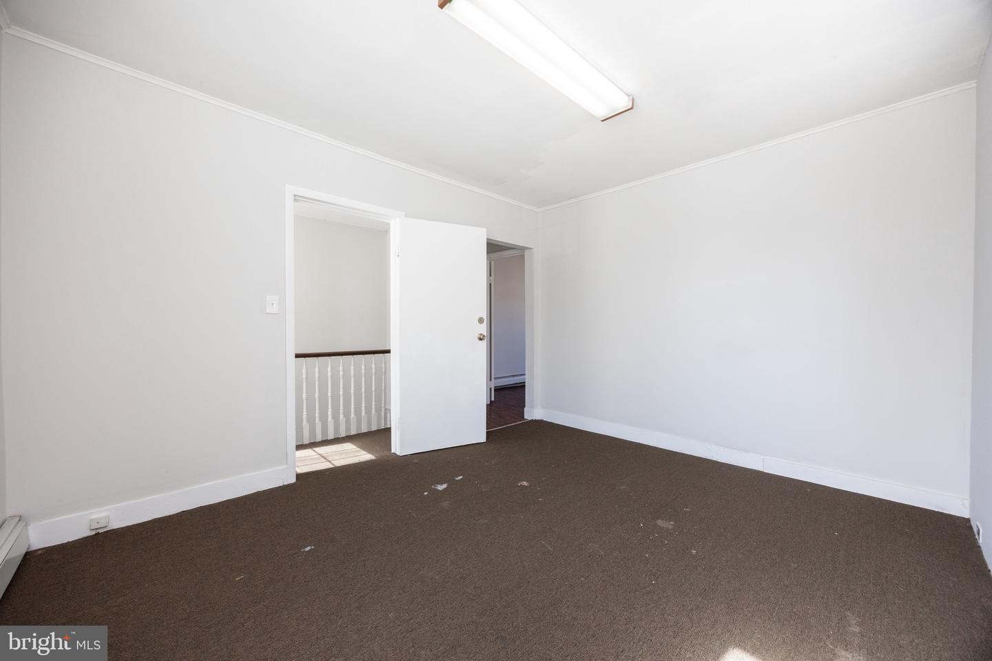 566 Stanbridge St Property Photo 23