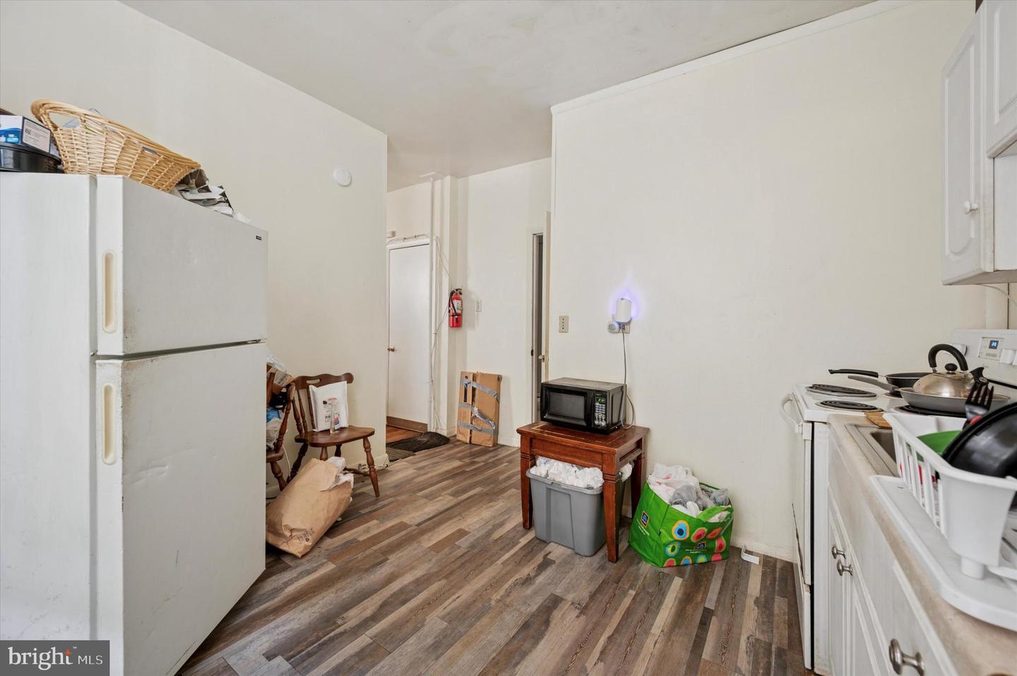 723 Astor St Property Photo 10