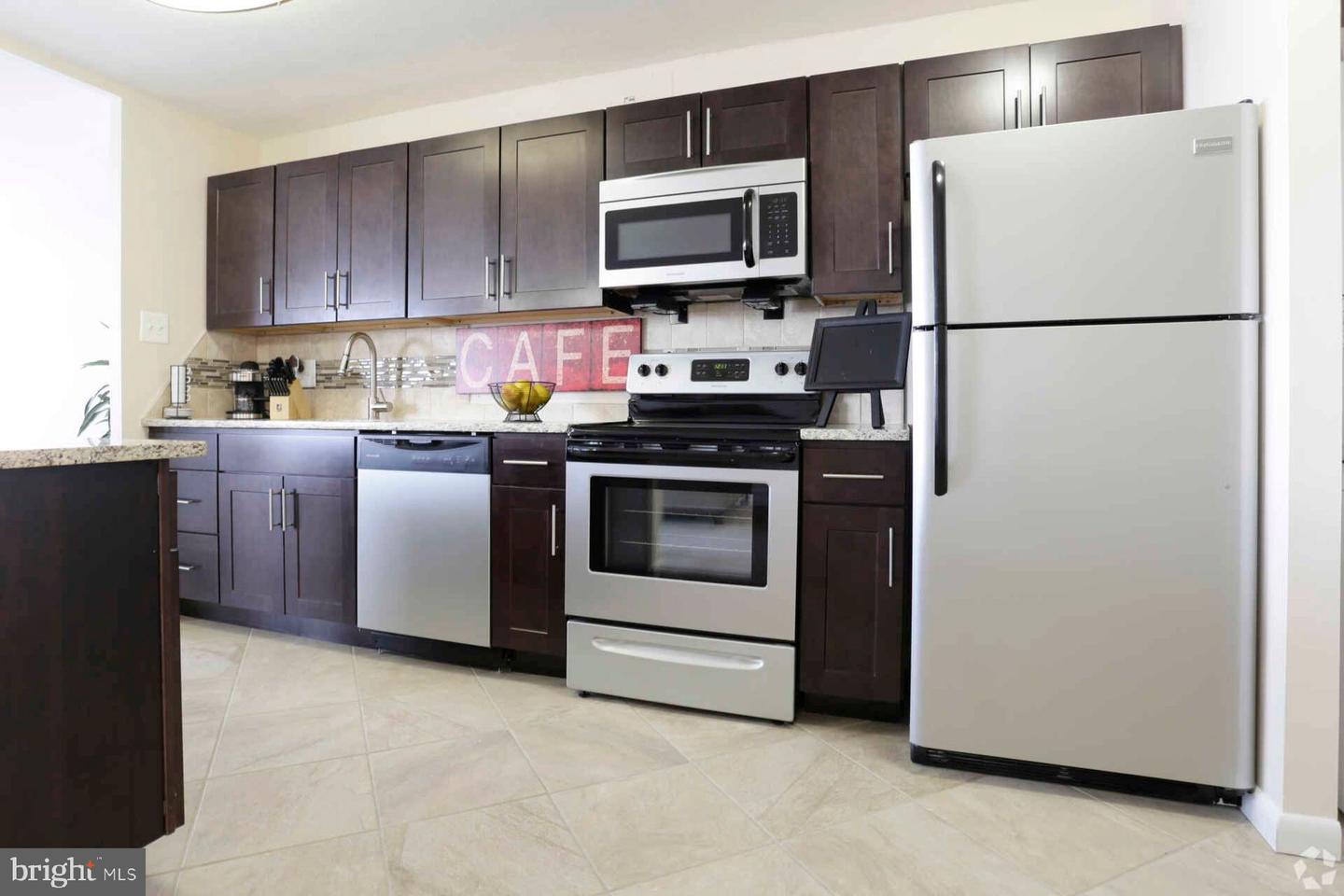 8440 Limekiln Pike #1br Property Photo 4