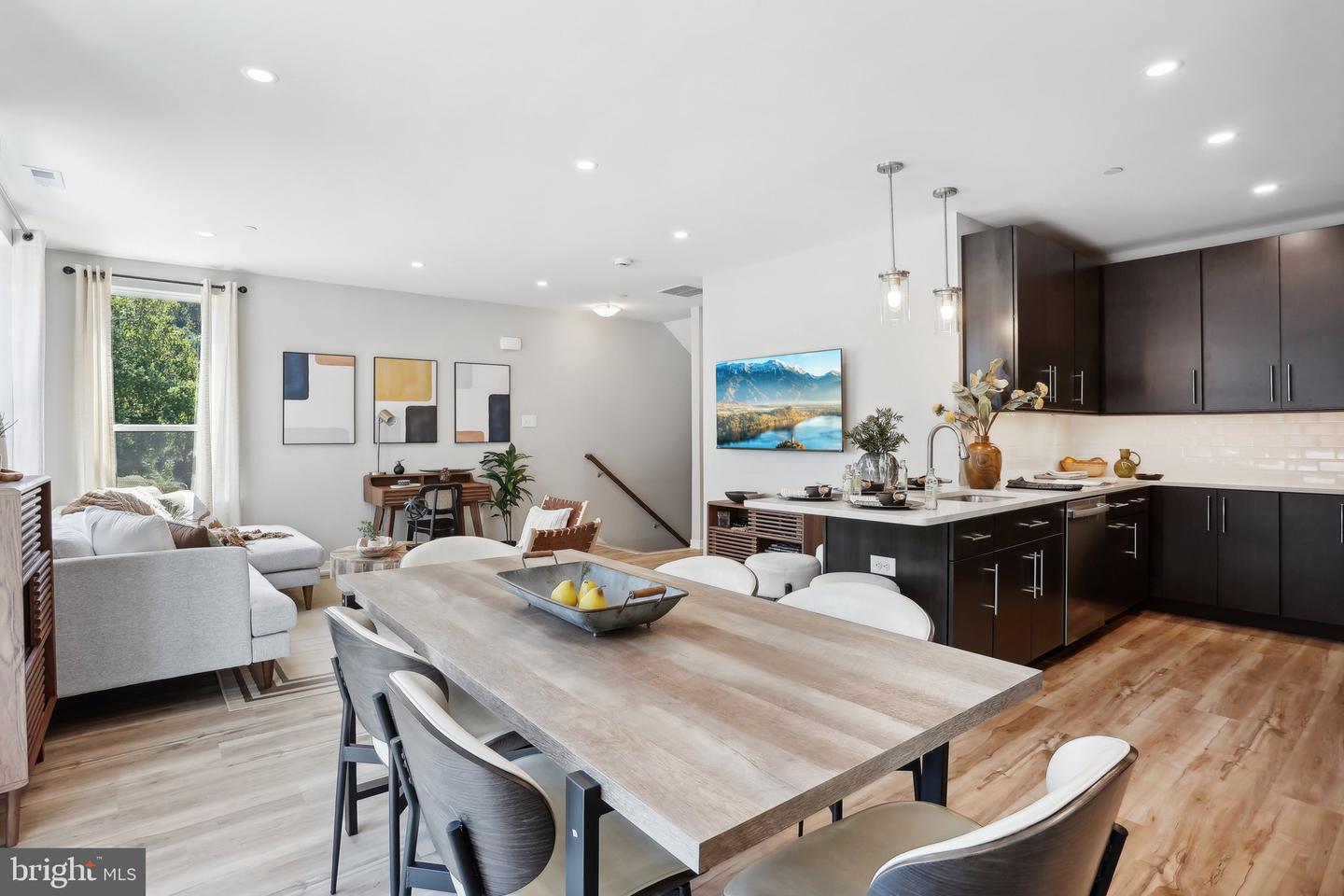 917 Riverplace Dr #17m Property Photo 14