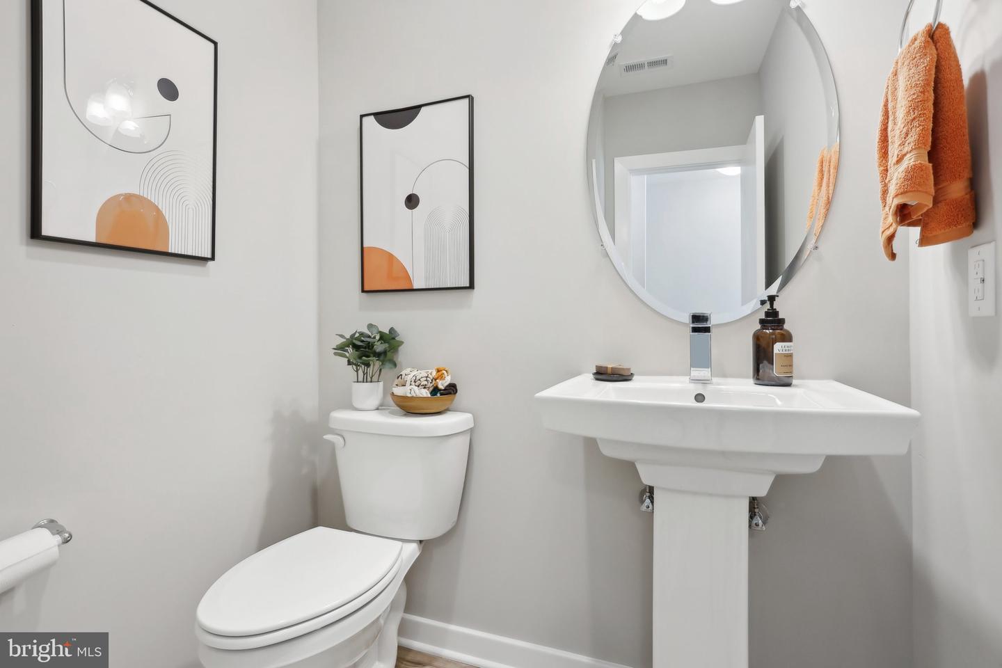 917 Riverplace Dr #17m Property Photo 19