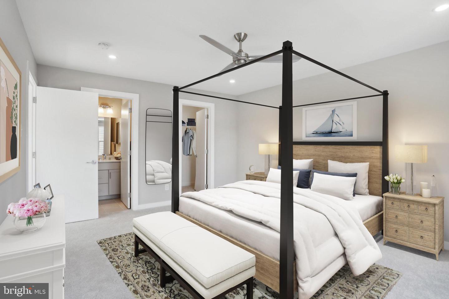 917 Riverplace Dr #17m Property Photo 20